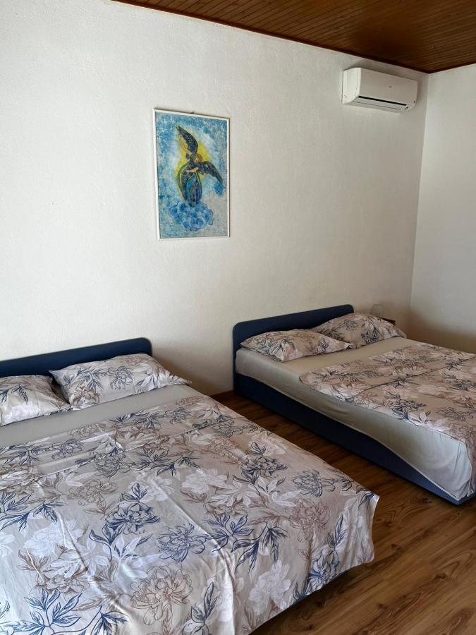 Apartmani Branko Vojnovic โอมิช ภายนอก รูปภาพ