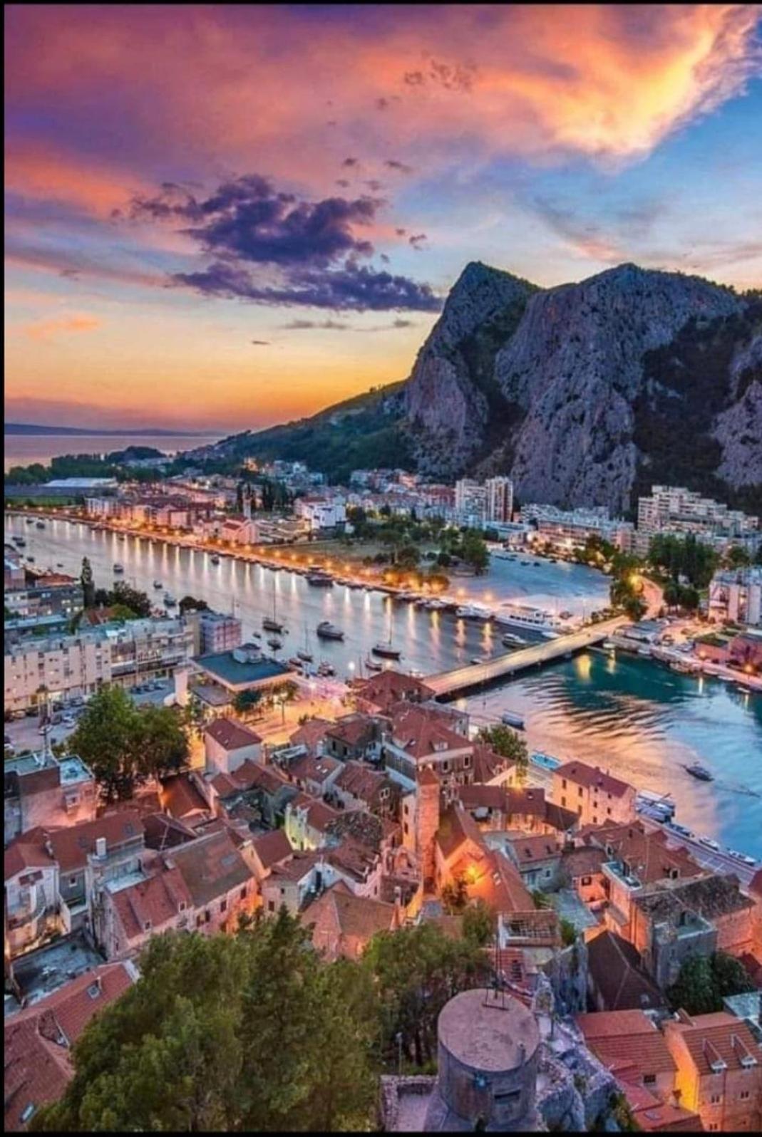 Apartmani Branko Vojnovic โอมิช ภายนอก รูปภาพ